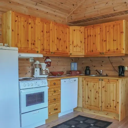 4 Bedroom Gorgeous In Amli Semesterbostad *