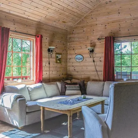 Дом отдыха 3 Bedroom Awesome In Amli