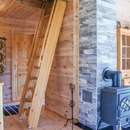 4 Bedroom Gorgeous In Amli Semesterbostad