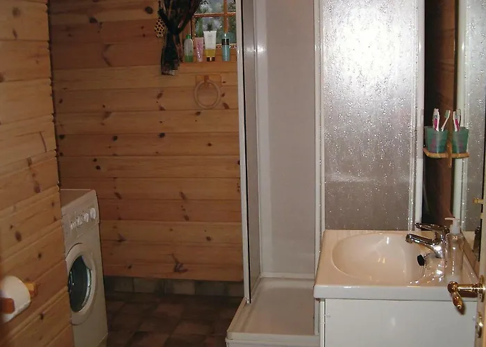 4 Bedroom Gorgeous In Åmli