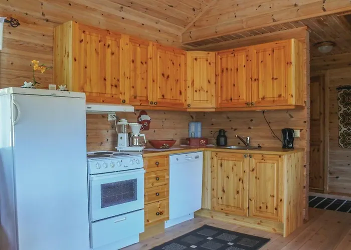 4 Bedroom Gorgeous In Σπίτι διακοπών *